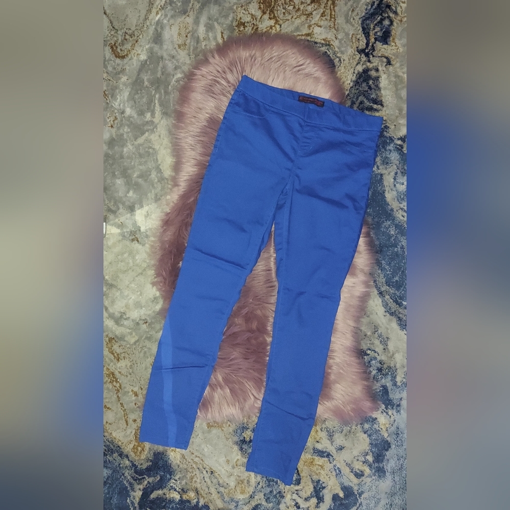 Skinny pant * no boundaries *